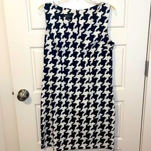 Very Cute Retro Style Black and White Dress